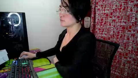 Sam online show from August 3, 1:26 am