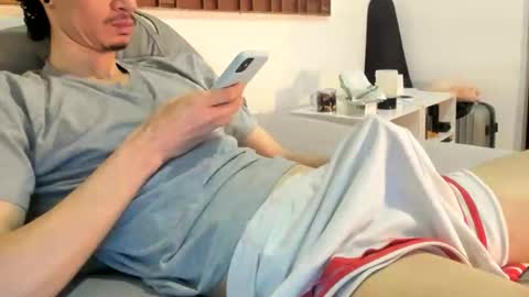 DigBreed online show from June 5, 3:24 am