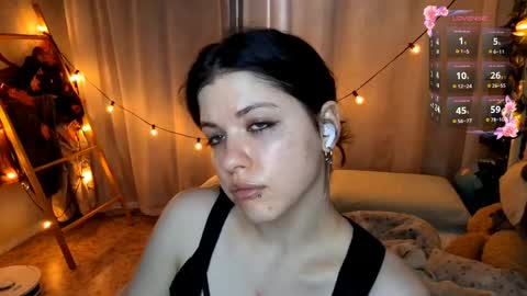 Snapshot of modestfein chatting on June 3, 2:36 am bunnymeow online show from June 3, 2:36 am