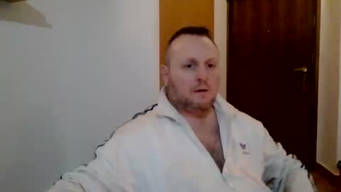 Snapshot of modesto1969 chatting on February 19, 10:42 pm modesto1969 online show from February 19, 10:42 pm