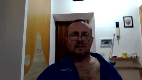 Snapshot of modesto1969 chatting on November 10, 7:02 pm modesto1969 online show from November 10, 7:02 pm