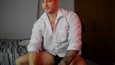 Snapshot of modexusparty chatting on February 3, 3:38 pm modexusparty online show from February 3, 3:38 pm