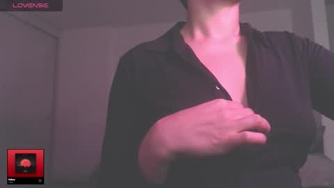 Snapshot of modjo_ chatting on October 11, 4:12 am Modjo online show from October 11, 4:12 am