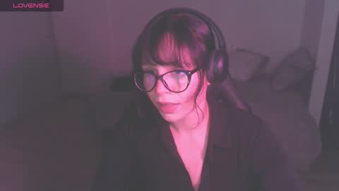 Snapshot of modjo_ chatting on November 8, 6:24 am Modjo online show from November 8, 6:24 am