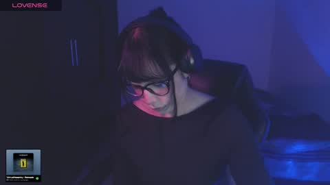 Snapshot of modjo_ chatting on May 14, 4:41 am Modjo online show from May 14, 4:41 am