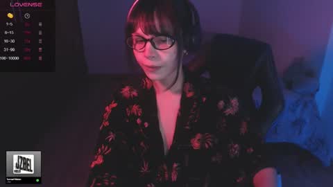 Snapshot of modjo_ chatting on June 6, 5:23 am Modjo online show from June 6, 5:23 am