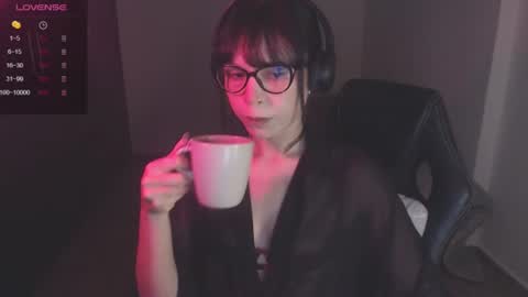Snapshot of modjo_ chatting on June 16, 4:37 am Modjo online show from June 16, 4:37 am