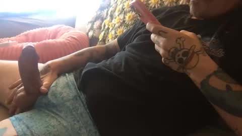 Snapshot of moe_cooch chatting on October 21, 6:52 pm Charles online show from October 21, 6:52 pm