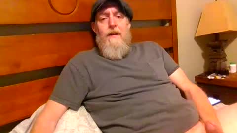 Snapshot of moeblick chatting on December 11, 2:41 am moeblick online show from December 11, 2:41 am