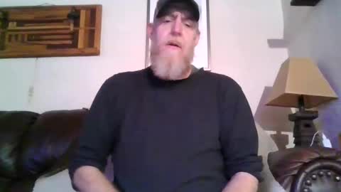 Snapshot of moeblick chatting on January 12, 2:19 pm moeblick online show from January 12, 2:19 pm