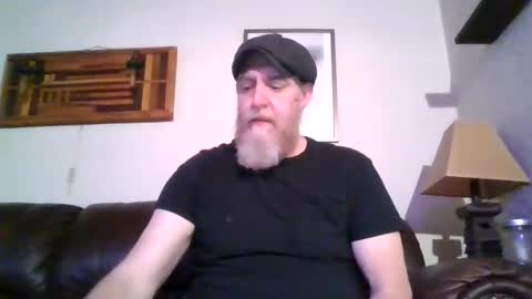 Snapshot of moeblick chatting on January 17, 1:03 pm moeblick online show from January 17, 1:03 pm