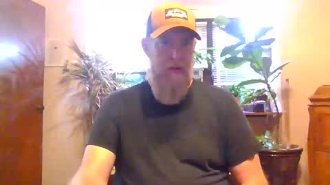 Snapshot of moeblick chatting on September 11, 11:54 am moeblick online show from September 11, 11:54 am