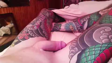 Snapshot of moeron40 chatting on November 4, 4:33 am moeron40 online show from November 4, 4:33 am