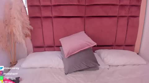 Snapshot of moesha_rey chatting on September 19, 6:19 pm Moesha online show from September 19, 6:19 pm