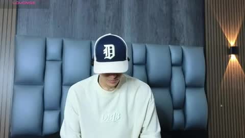 Snapshot of mohamed_malik chatting on June 6, 1:49 pm mohamed_malik online show from June 6, 1:49 pm