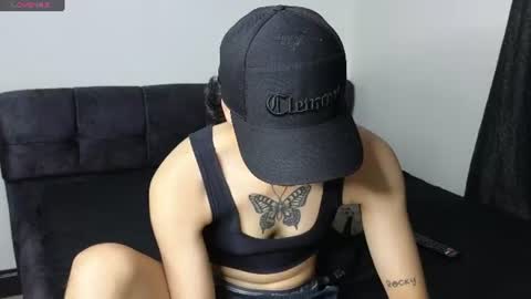 Snapshot of mohamed_malik chatting on June 16, 11:18 pm mohamed_malik online show from June 16, 11:18 pm