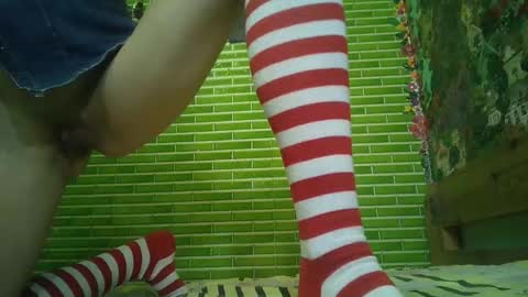 Snapshot of mohawkred chatting on December 1, 4:39 am MohawkRed online show from December 1, 4:39 am