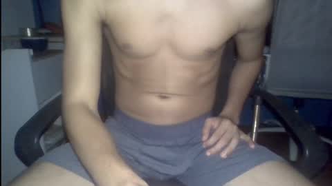 moi 017 online show from January 27, 5:14 am