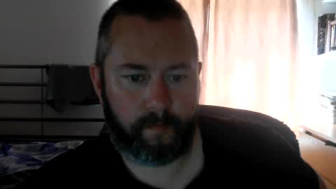 Snapshot of moistfalafel chatting on July 10, 9:45 am Jode online show from July 10, 9:45 am