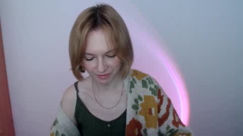 Snapshot of mollilove chatting on May 18, 7:25 am mollilove online show from May 18, 7:25 am