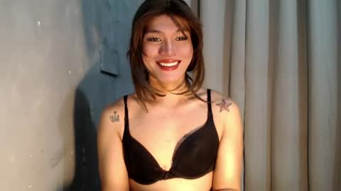 Snapshot of molly_21xxx chatting on July 30, 2:16 pm Molly online show from July 30, 2:16 pm