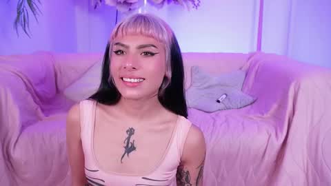 Molly online show from April 30, 5:14 am
