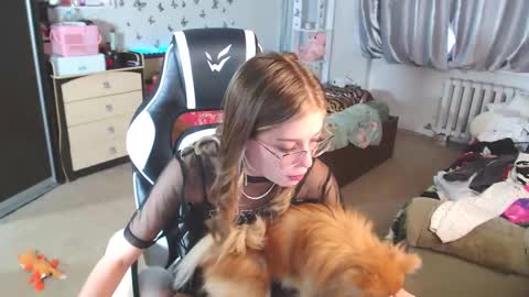 Snapshot of molly_barbie chatting on March 7, 11:18 am Molly Prvt is open online show from March 7, 11:18 am