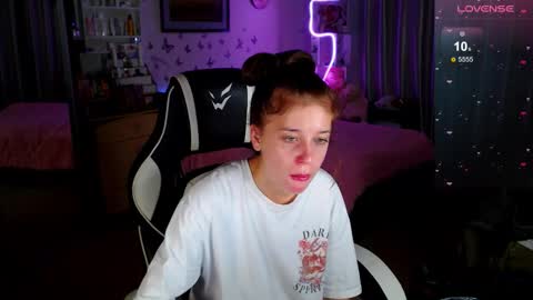 Snapshot of molly_barbie chatting on September 9, 11:10 am Molly Prvt is open online show from September 9, 11:10 am