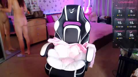 Snapshot of molly_barbie chatting on September 15, 11:21 am Molly Prvt is open online show from September 15, 11:21 am