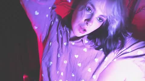 Snapshot of molly_crow chatting on January 9, 2:54 am Molly Crow online show from January 9, 2:54 am