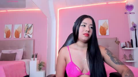    online show from November 9, 1:20 pm