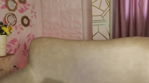   MOLLY   online show from January 15, 2:56 pm