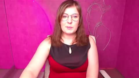 Snapshot of molly_mis chatting on February 24, 1:10 pm Molly online show from February 24, 1:10 pm