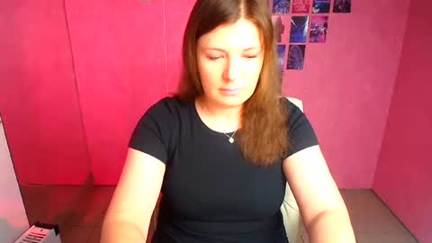 Molly online show from July 14, 11:38 am