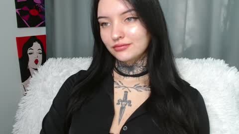 Lina online show from January 28, 9:08 am