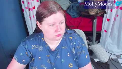 molly_moons online show from May 11, 3:01 am