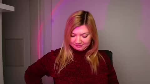 Molly online show from January 13, 3:15 pm