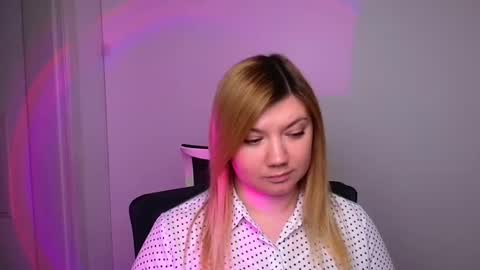 Molly online show from January 27, 12:26 pm