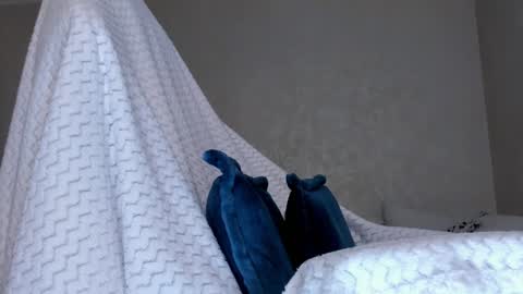 Molly online show from December 25, 5:26 am