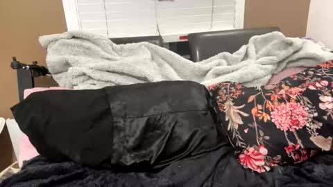 molly_theslut online show from November 6, 8:59 am