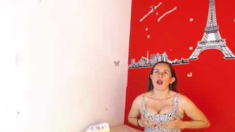 mollyandsam303av online show from November 12, 10:41 pm