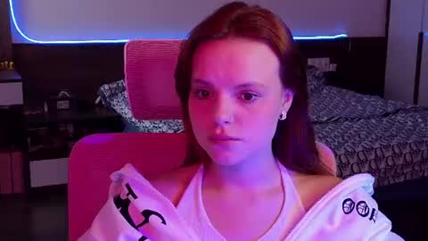 Molly online show from June 15, 2:03 am