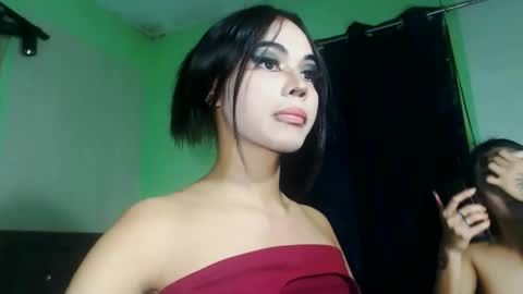 mollycoin18 online show from October 26, 1:06 pm