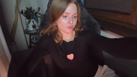 Snapshot of mollydangerous chatting on April 10, 2:06 am Taisha online show from April 10, 2:06 am