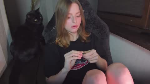 Snapshot of mollydangerous chatting on April 18, 8:53 pm Taisha online show from April 18, 8:53 pm