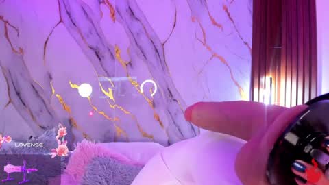 New girl Emily Valentina  Michelle online show from April 28, 2:27 am