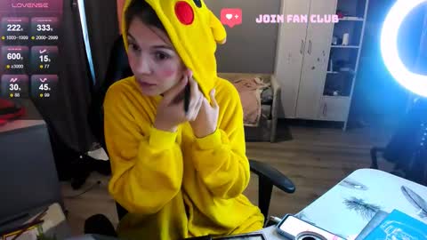 Snapshot of mollylollipop20 chatting on September 16, 3:29 am KIRA online show from September 16, 3:29 am