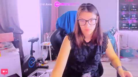  KIRA  online show from August 7, 2:57 am