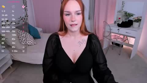 Snapshot of mollyparrk chatting on October 20, 10:49 am Molly online show from October 20, 10:49 am