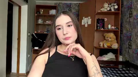 Molly online show from July 8, 8:41 am